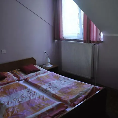 Magdalena Prenocisce 3*